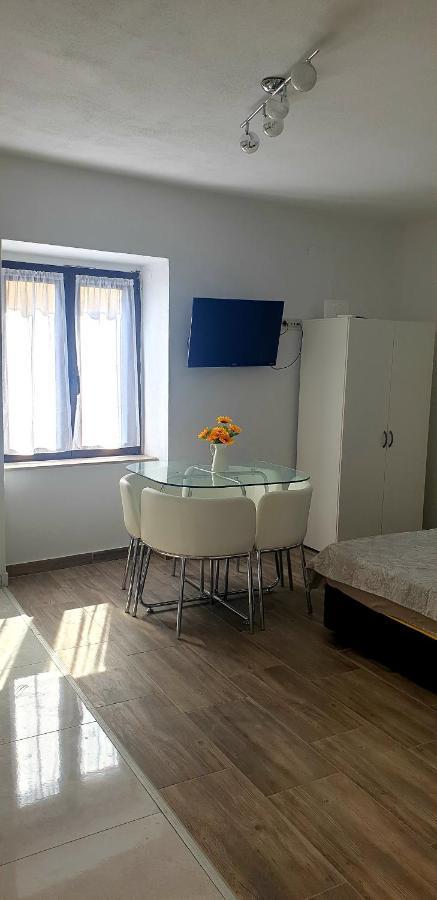 Apartments And Room Vela Senj  Exterior photo